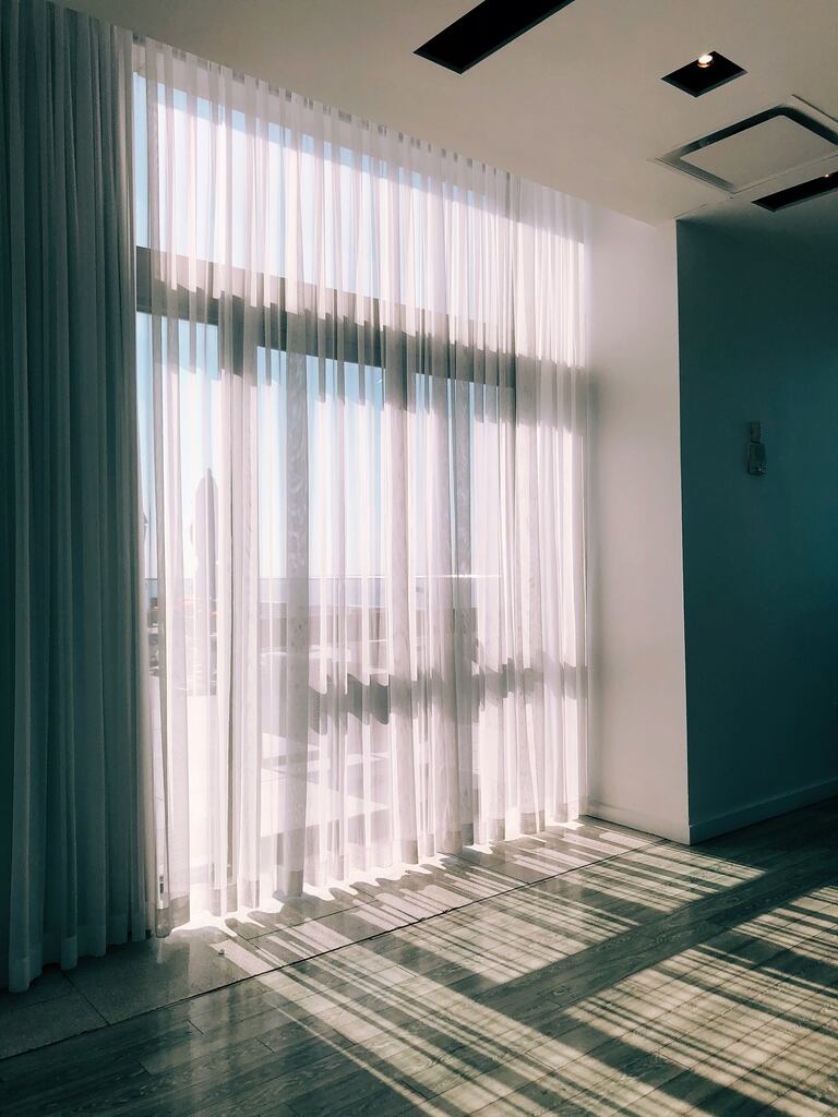 tipos de cortinas: voil