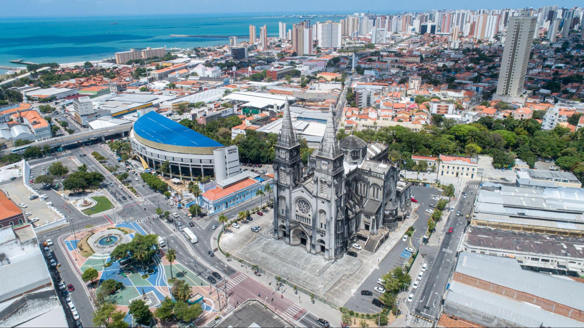 Catedral metropolitana em fortaleza